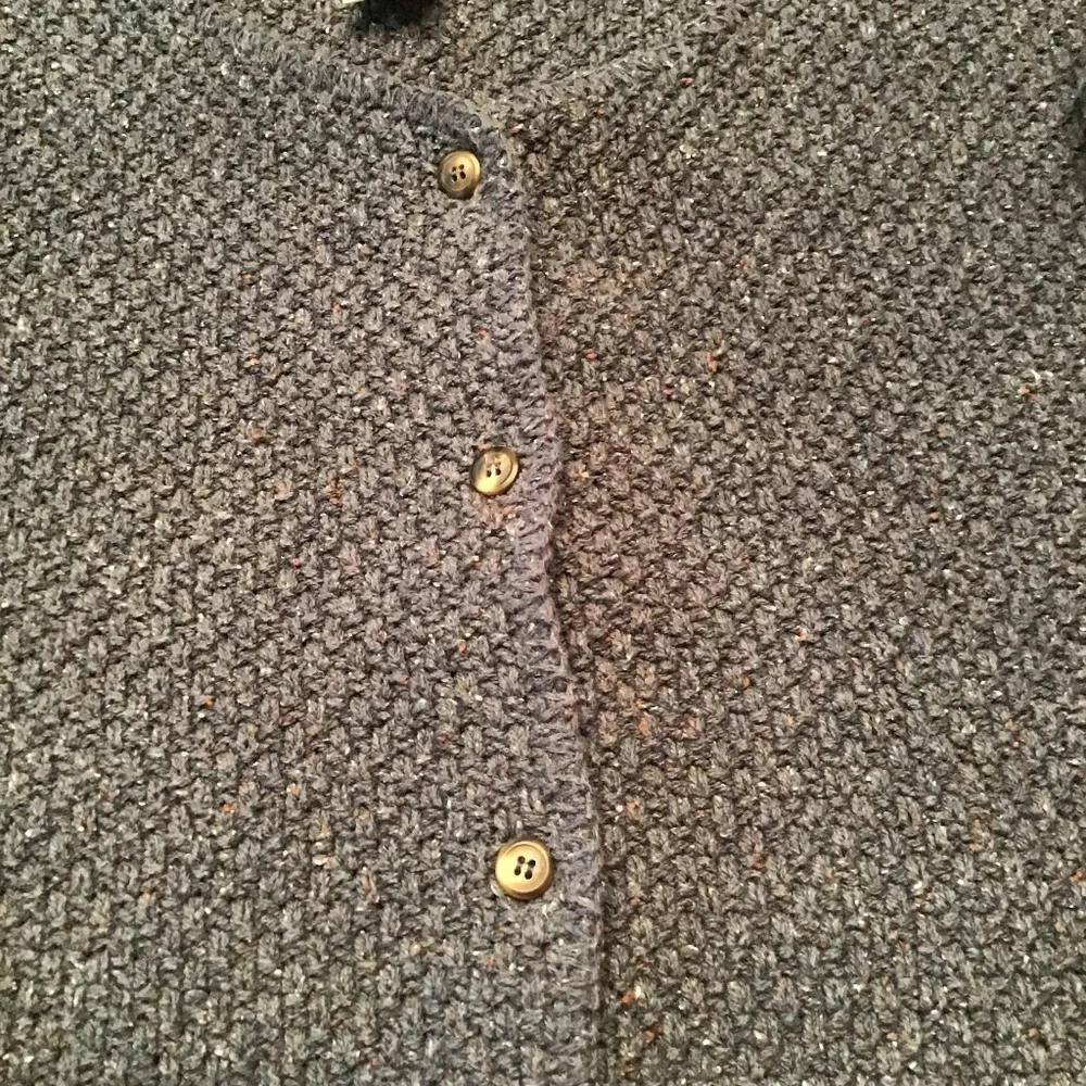 Eddie Bauer cardigan sweater - Picture 3 of 4